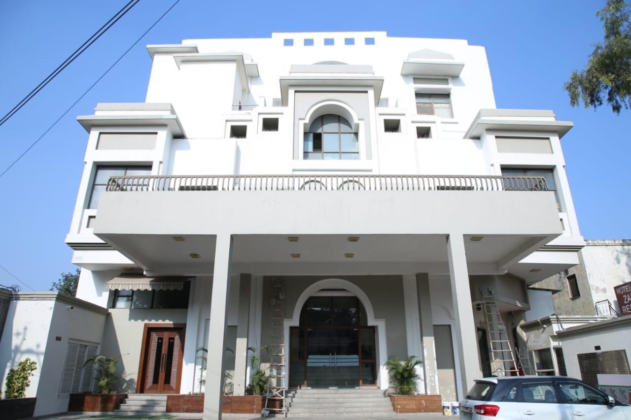 Hotel Rajmahal Murádábád Kültér fotó