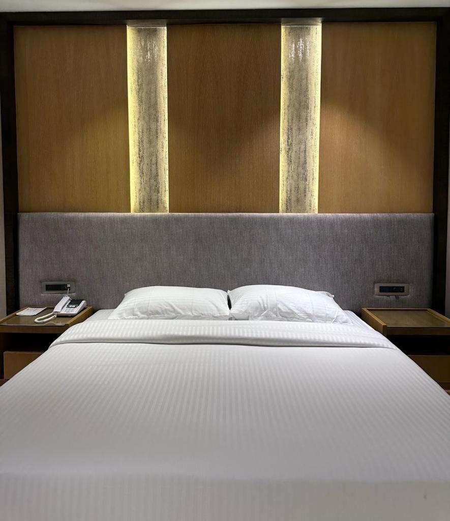 Hotel Rajmahal Murádábád Kültér fotó